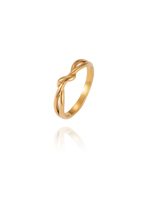 Isolated image of the Eileen Knot Ring by SH & Co., featuring a twisted gold band with a knot detail, illustrating its classic and versatile style.