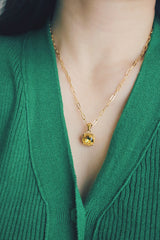 Beautiful gold-plated CZ necklace with a retro design for a chic and classic look.